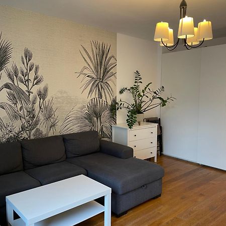 Family Apartment On Saska Kepa Варшава Екстериор снимка